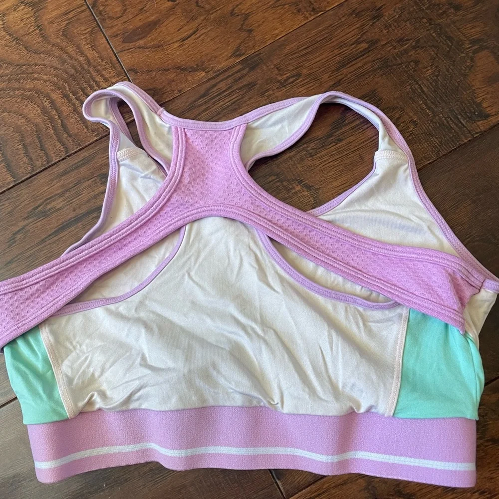 🌸 GIRLS SPORTS BRA 🌸 - Picture 2 of 2